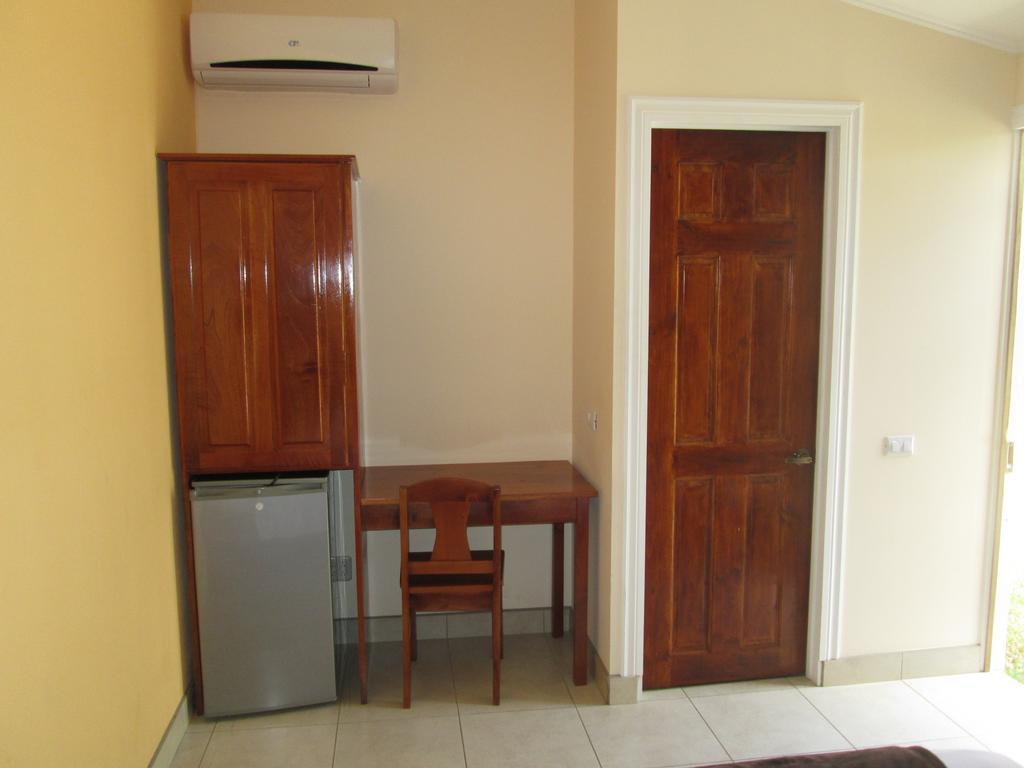 פונטארנס Hotel La Punta חדר תמונה