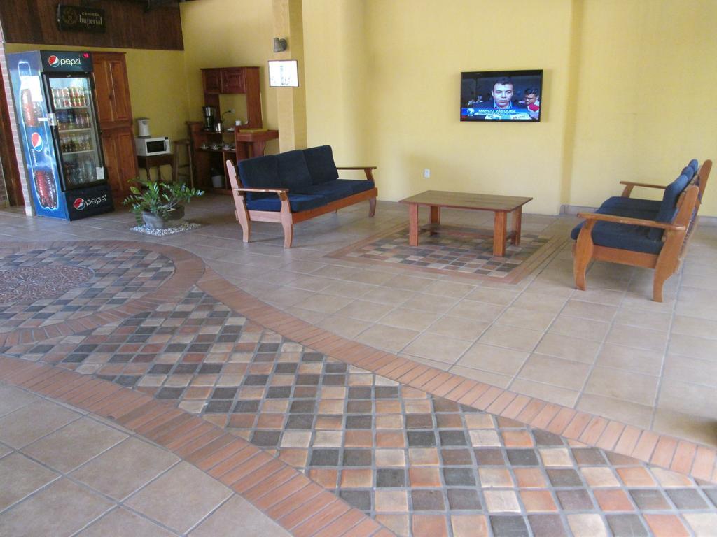 פונטארנס Hotel La Punta מראה חיצוני תמונה