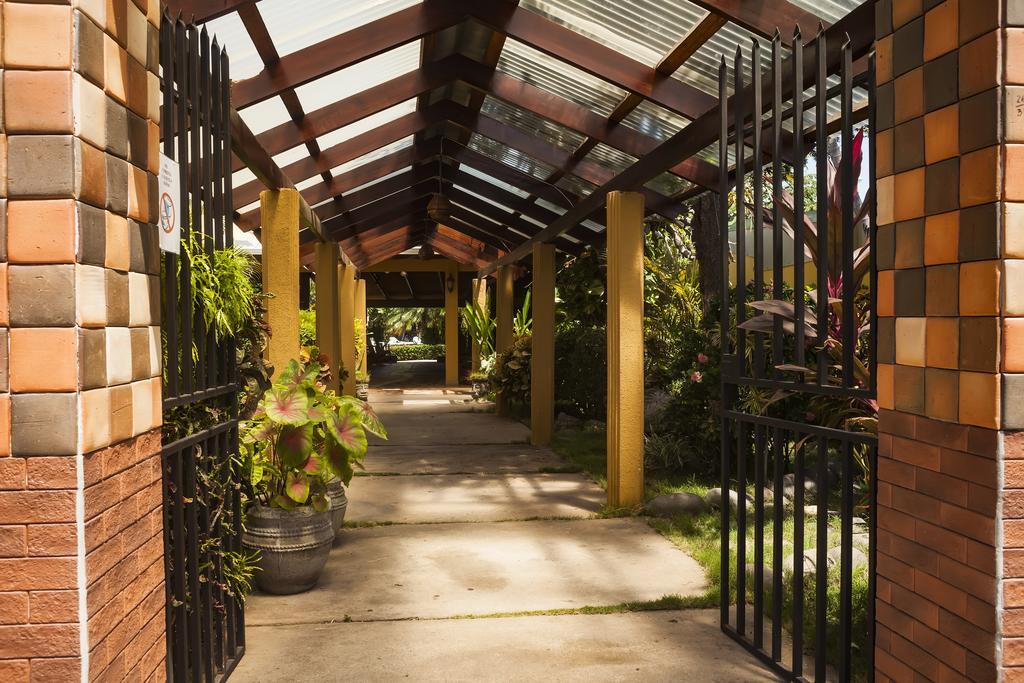 פונטארנס Hotel La Punta מראה חיצוני תמונה